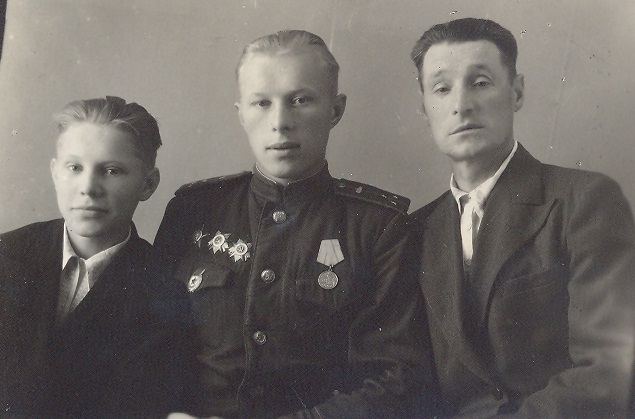 Жизнь и творчество В. П. Малиновского Жизнь и творчество В. П. Малиновского